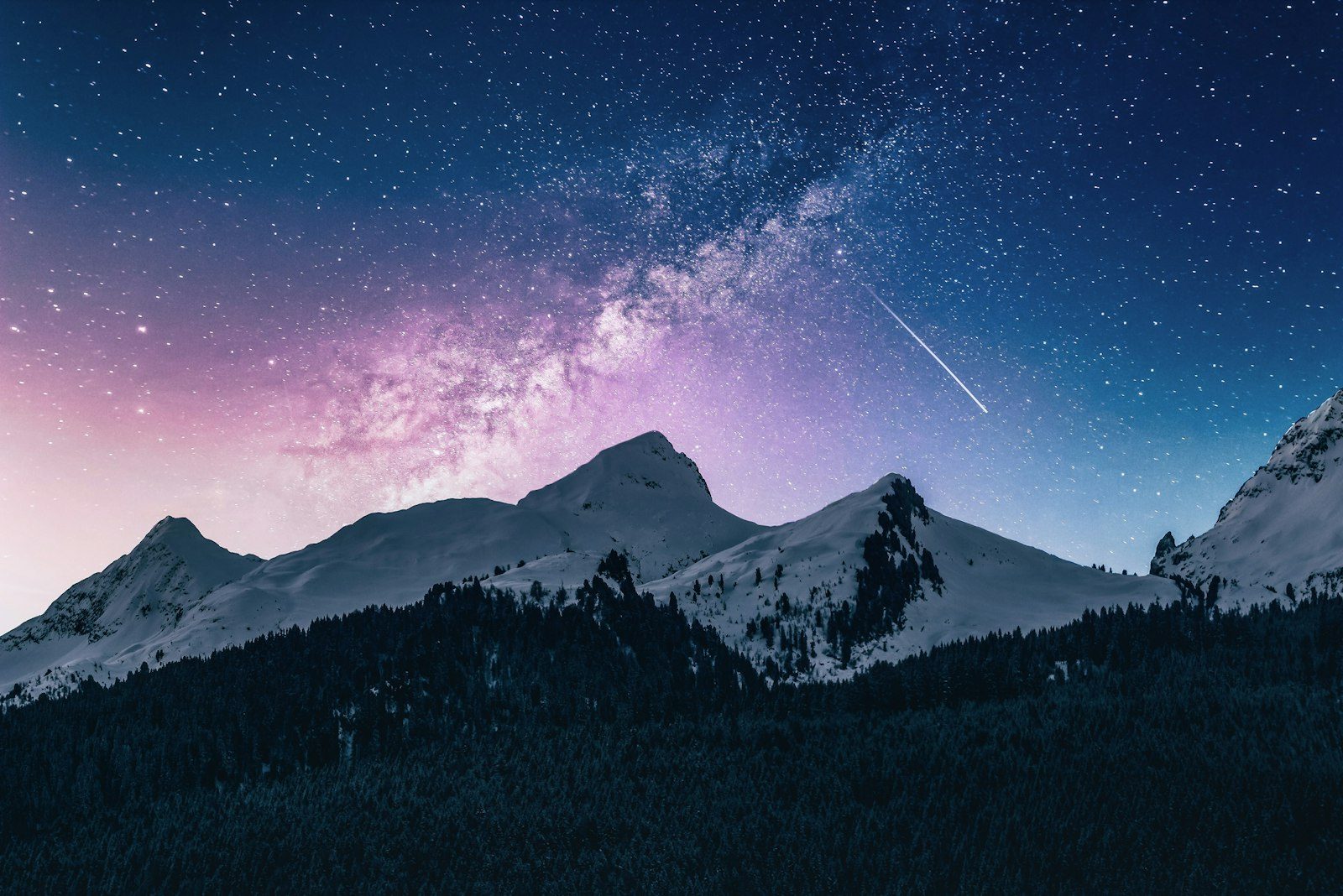 La notte sopra Courmayeur